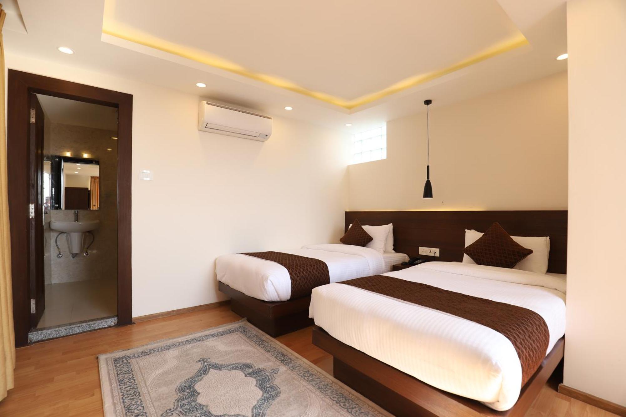 Apex Business Hotel - Tribhuvan International Airport, Kathmandu Exterior photo